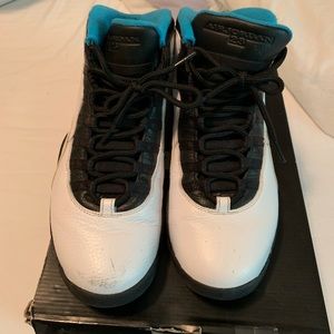 Nike Air Jordan retro 10 ‘’powder blue’’ size 10.5